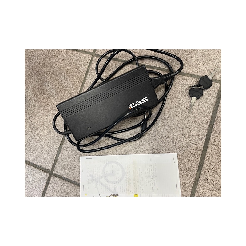Bazarové elektrokolo Leader Fox LUCAS 28" rám 16,5" baterie 16Ah