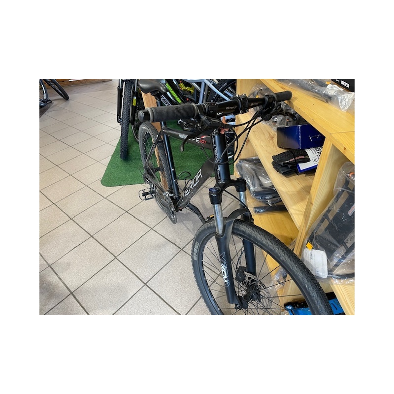 Bazarové horské kolo Merida Matts TFS 500 velikost kol 26" velikost rámu 20"