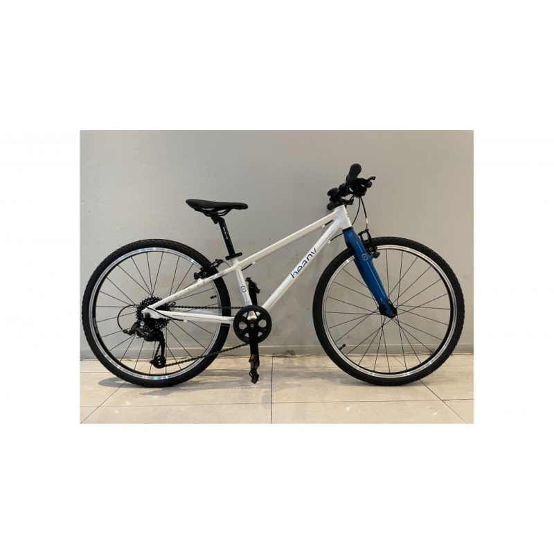 Dětské kolo BEANY ZERO 24" bílé nejlehčí 24" kolo 8kg Dětské kolo BEANY ZERO 24" bílé nejlehčí 24" kolo 8kg