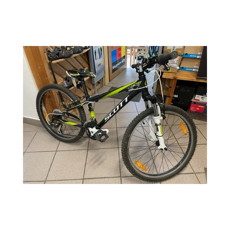 Bazarové dětské kolo Scott Scale 24"