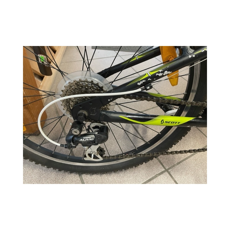 Bazarové dětské kolo Scott Scale 24"
